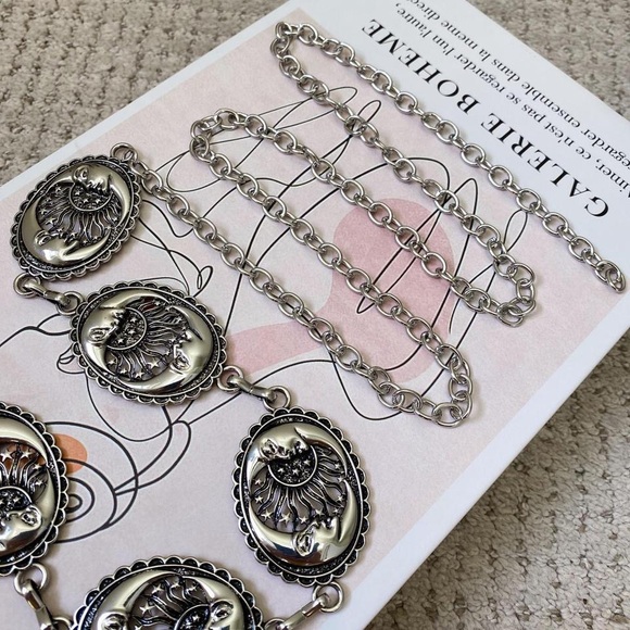 ☀️ Gothic Sun Moon Stars Celestial Cosmic Punk Metal Body Chain Belt - Picture 3 of 5